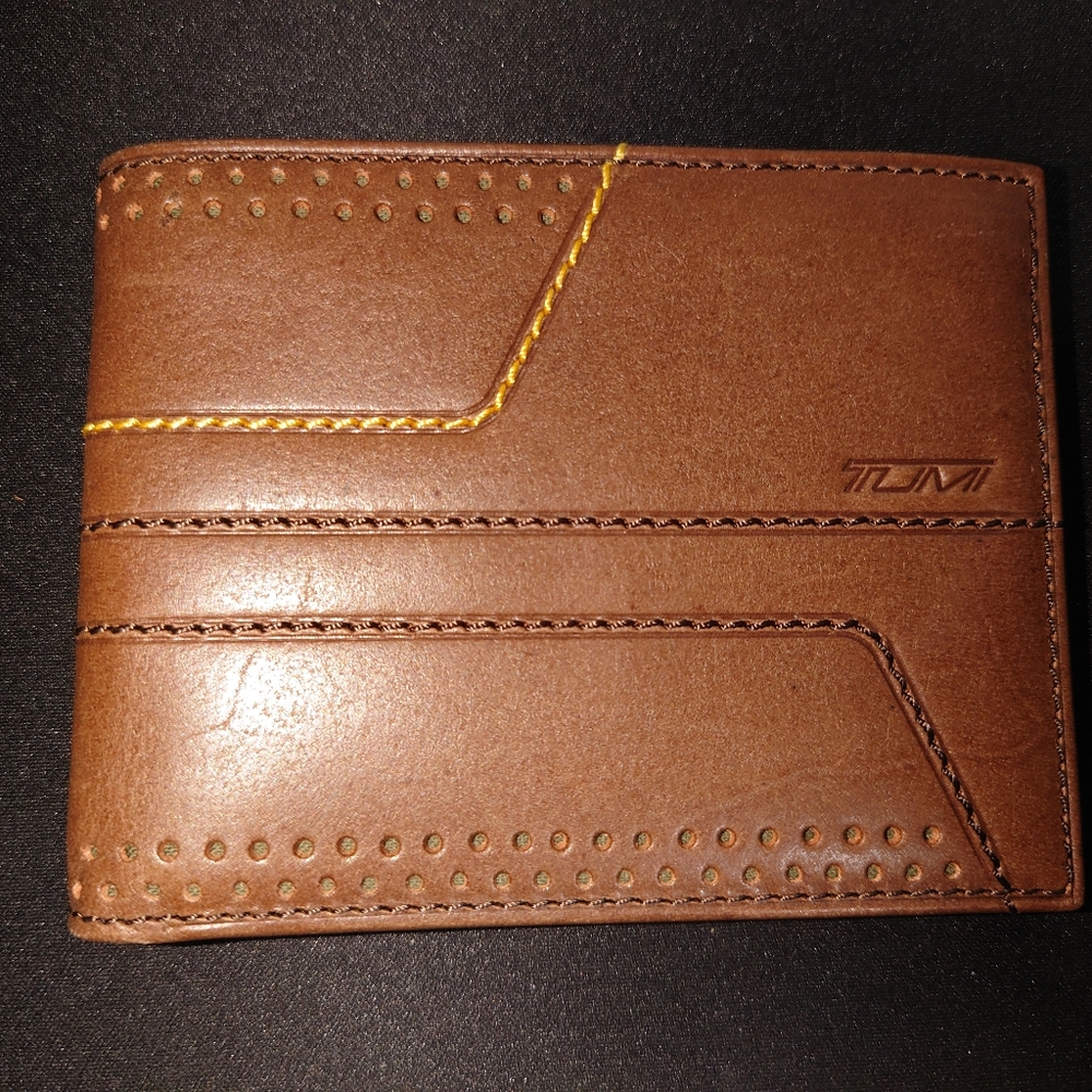 Tumi bifold wallet